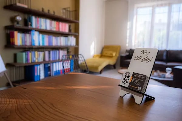 Klinik Psikolog Yasemin Bağrıaçık - Resim 2