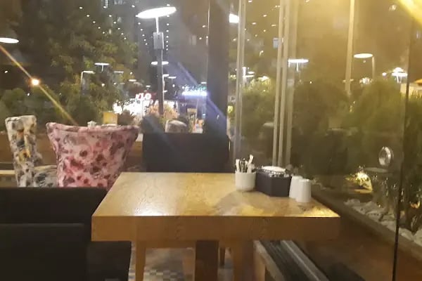 Konevi Katlı Otoparkı - Resim 13
