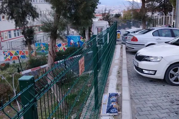 Buca Akşemsettin İlkokulu - Resim 3