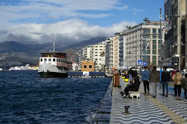 Alsancak - Resim 19