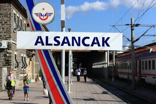 Alsancak - Resim 14