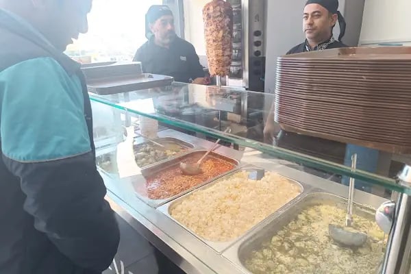 İzzet-i İkram Fırınlı Lokanta - Resim 1
