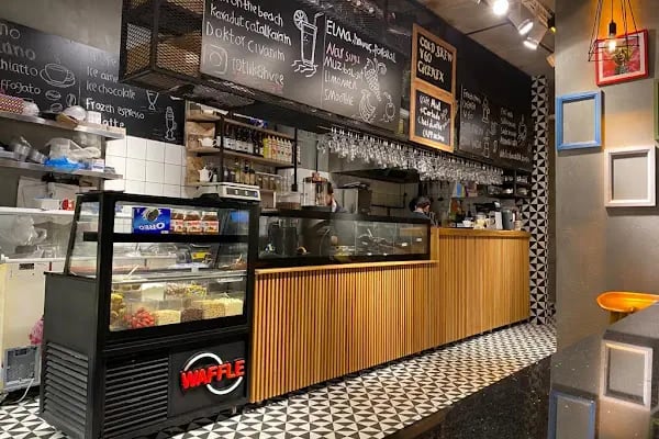 AKDOĞAN DÖNER KEBAP RESTORAN PİZZA PİDE KAHVALTI BAKLAVA &amp; CAFFE - Resim 4
