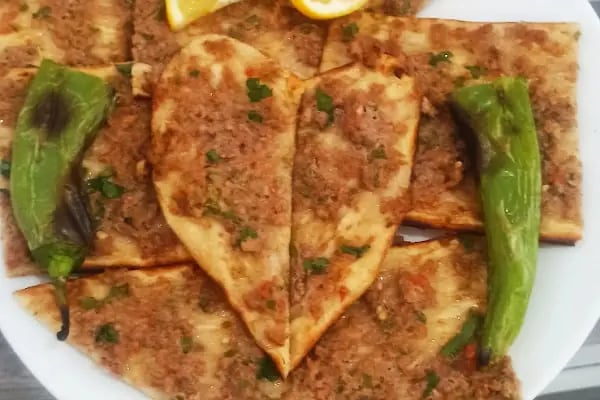 YAŞAR USTA ÇORBA IZGARA ETLİEKMEK - Resim 6