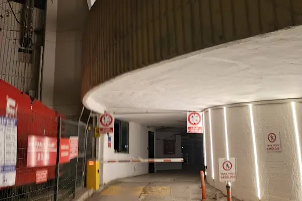 Sıhhiye Çok Katlı Otopark Camii - Resim 18