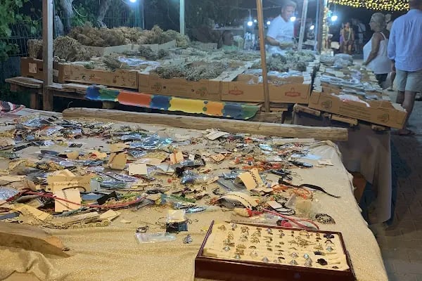 Altınkum Hediyelik Eşya Pazarı - Resim 2