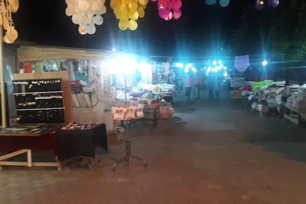 Altınkum Hediyelik Eşya Pazarı - Resim 6
