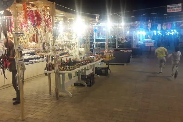 Altınkum Hediyelik Eşya Pazarı - Resim 10