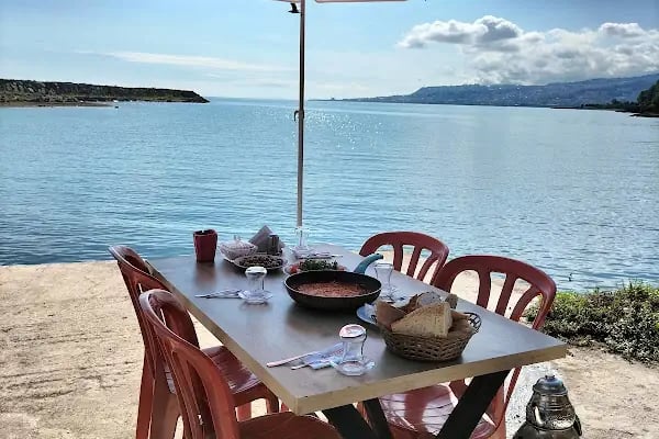 ÇALKÖY F Cafe &amp; Restorant - Resim 2