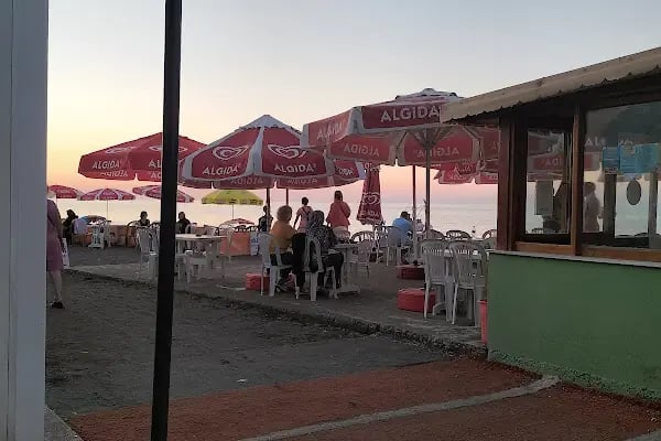 ÇALKÖY F Cafe &amp; Restorant - Resim 1