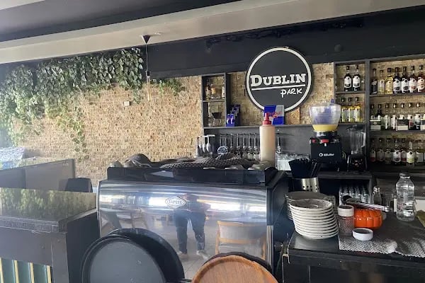 Dublin Park Cafe - Resim 14