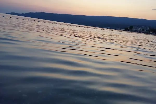 Kumla Vice Beach - Resim 7