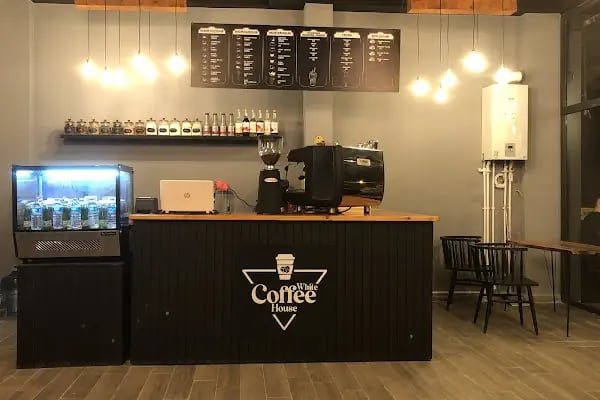 White Coffee House - Resim 2
