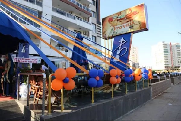 Travnik Two Cafe - Resim 4