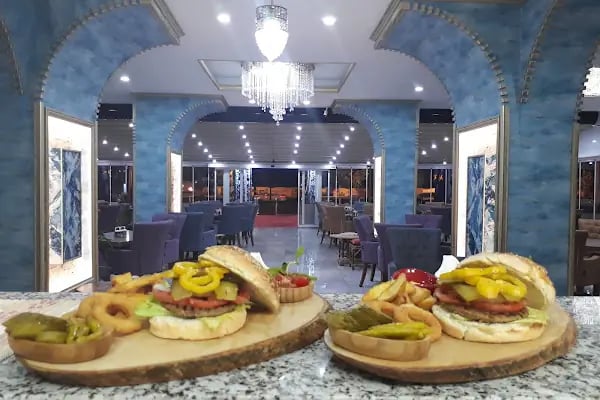 Travnik Two Cafe - Resim 7