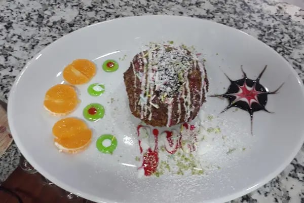 Travnik Two Cafe - Resim 3