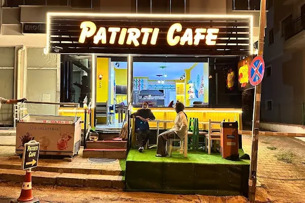 Patırtı Karaoke Cafe - Resim 2