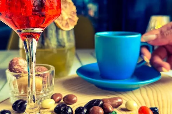Patırtı Karaoke Cafe - Resim 11