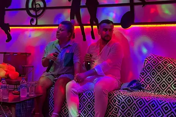Patırtı Karaoke Cafe - Resim 15