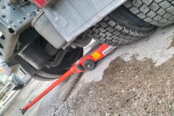 KIZILCAHAMAM KAZAN ÇAMLIDERE MOBİL VE YEREL OTO LASTIK SERVİSİ - Resim 16