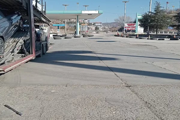 KIZILCAHAMAM KAZAN ÇAMLIDERE MOBİL VE YEREL OTO LASTIK SERVİSİ - Resim 5