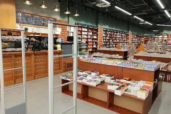 Penguen Kitabevi İstinyePark İzmir - Resim 9