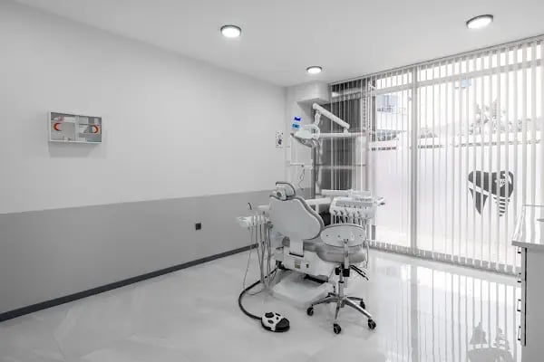 Dentgem Ağız ve Diş Sağlığı Polikliniği - Resim 11