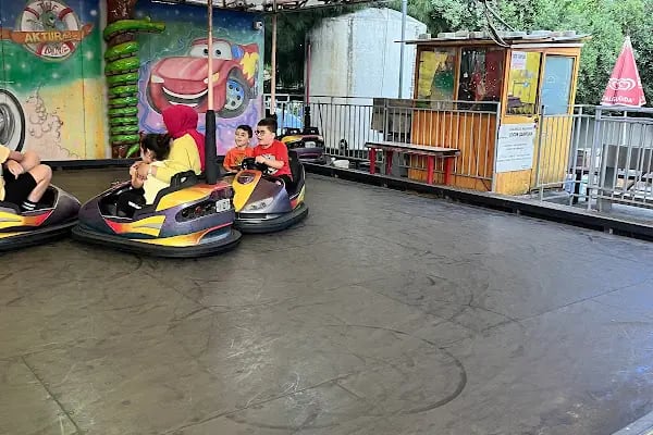 Lunapark Antalya Konyaaltı - Resim 4