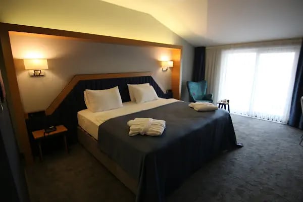 Roof 264 Hotel and Suites - Resim 7