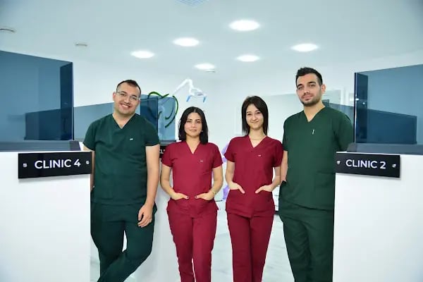 Dentholding Ela Ağız Ve Diş Sağlığı Polikliniği Çarşı Şube - Resim 12