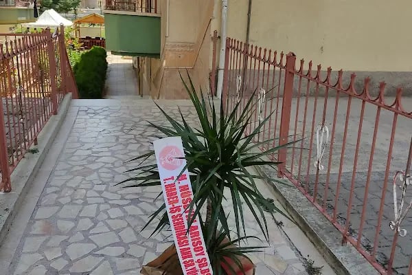 Çiçek Bahçesi - Resim 2