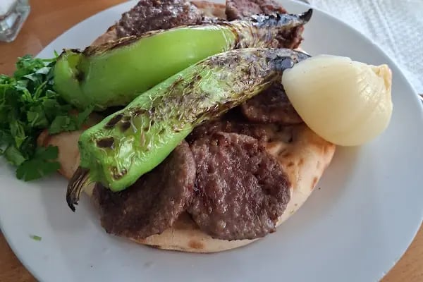 Aslım Şimşek Köfte Piyaz - Resim 4