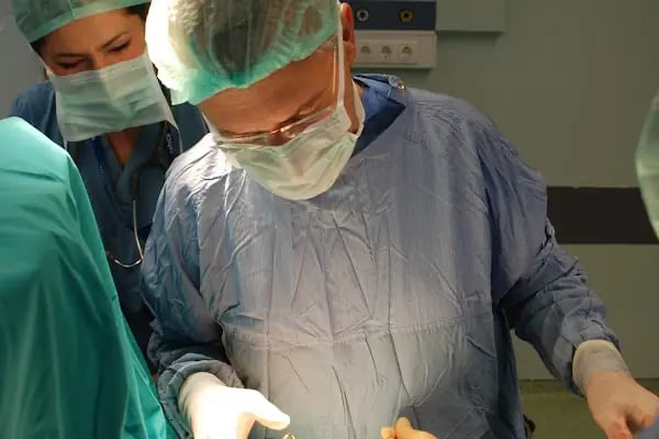 Prof.Dr.Gazi Zorer - Pediatrik Ortopedi - Resim 6