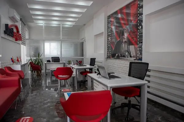 Just English Dil Okulları - İngilizce Kursu Bursa-Özlüce - Resim 2