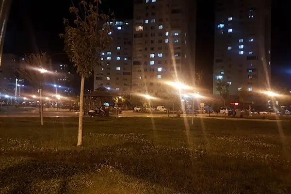 Akkent Meydan Parkı - Resim 9