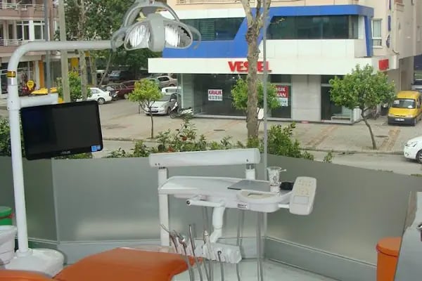 Alanya Uzmanlar Ağız ve Diş Sağlığı Polikliniği - Resim 13
