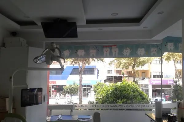Alanya Uzmanlar Ağız ve Diş Sağlığı Polikliniği - Resim 9