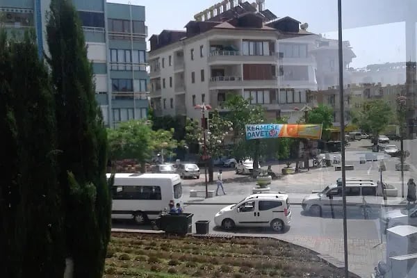 Alanya Uzmanlar Ağız ve Diş Sağlığı Polikliniği - Resim 14