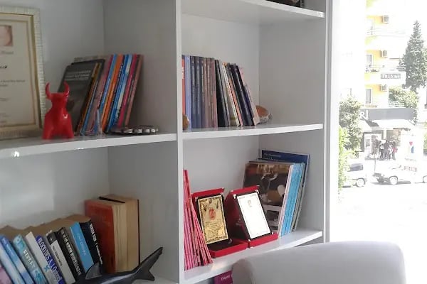 Alanya Uzmanlar Ağız ve Diş Sağlığı Polikliniği - Resim 20