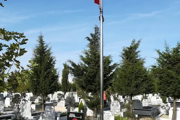 Gülbahçe Mezarlığı - Resim 11