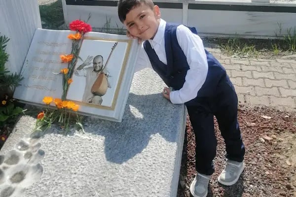 Gülbahçe Mezarlığı - Resim 16