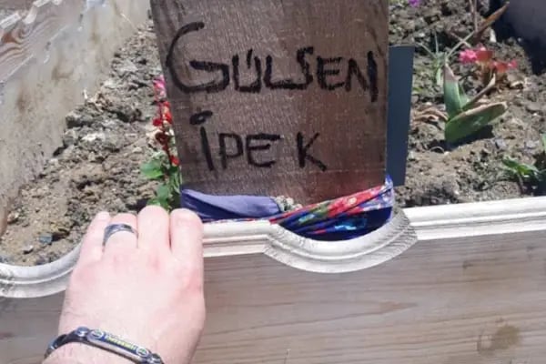 Gülbahçe Mezarlığı - Resim 17
