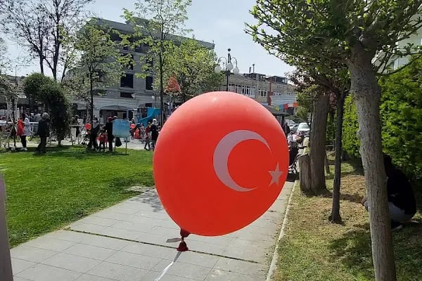 Halide Edip Adıvar Parkı - Resim 16