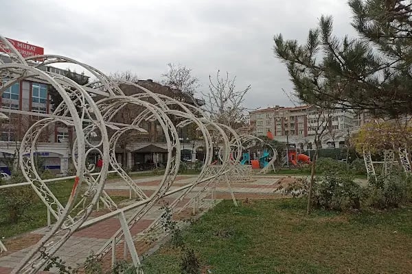 Halide Edip Adıvar Parkı - Resim 17