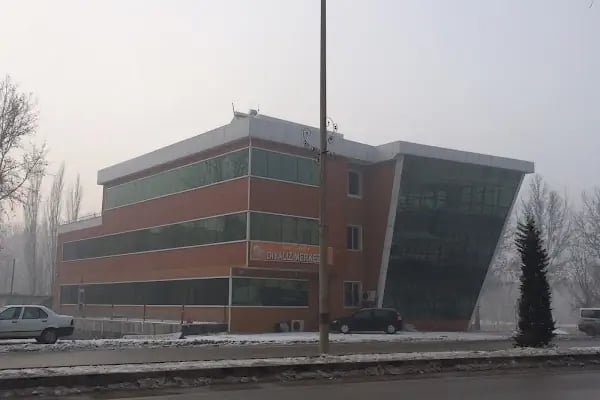 Ulvi Özsoy Sağlık Hizmetleri Diyaliz Merkezi - Resim 2