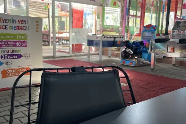 PARK PLUS ÇOCUK OYUN ALANI - Resim 19