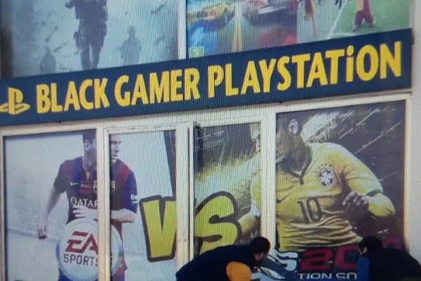 Black Gamer PlayStation - Resim 10