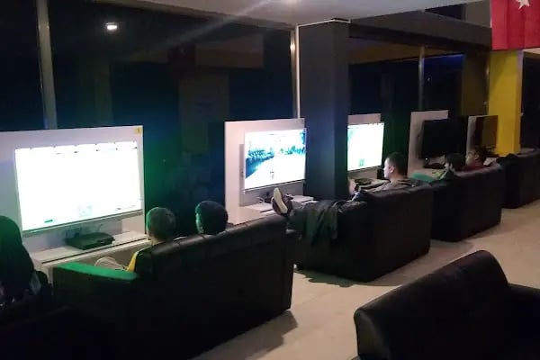 Black Gamer PlayStation - Resim 16