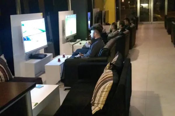 Black Gamer PlayStation - Resim 6