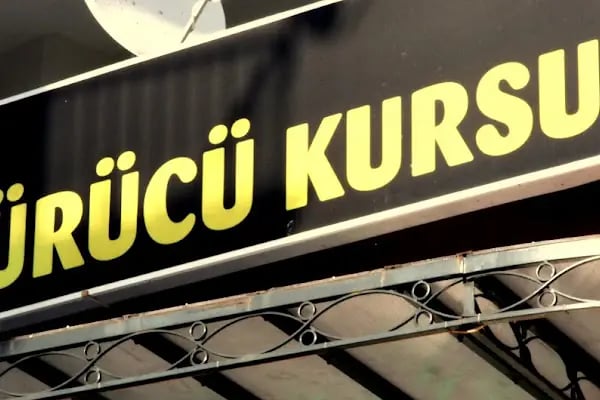 Özel Mersin Elit Sürücü Kursu - Resim 8